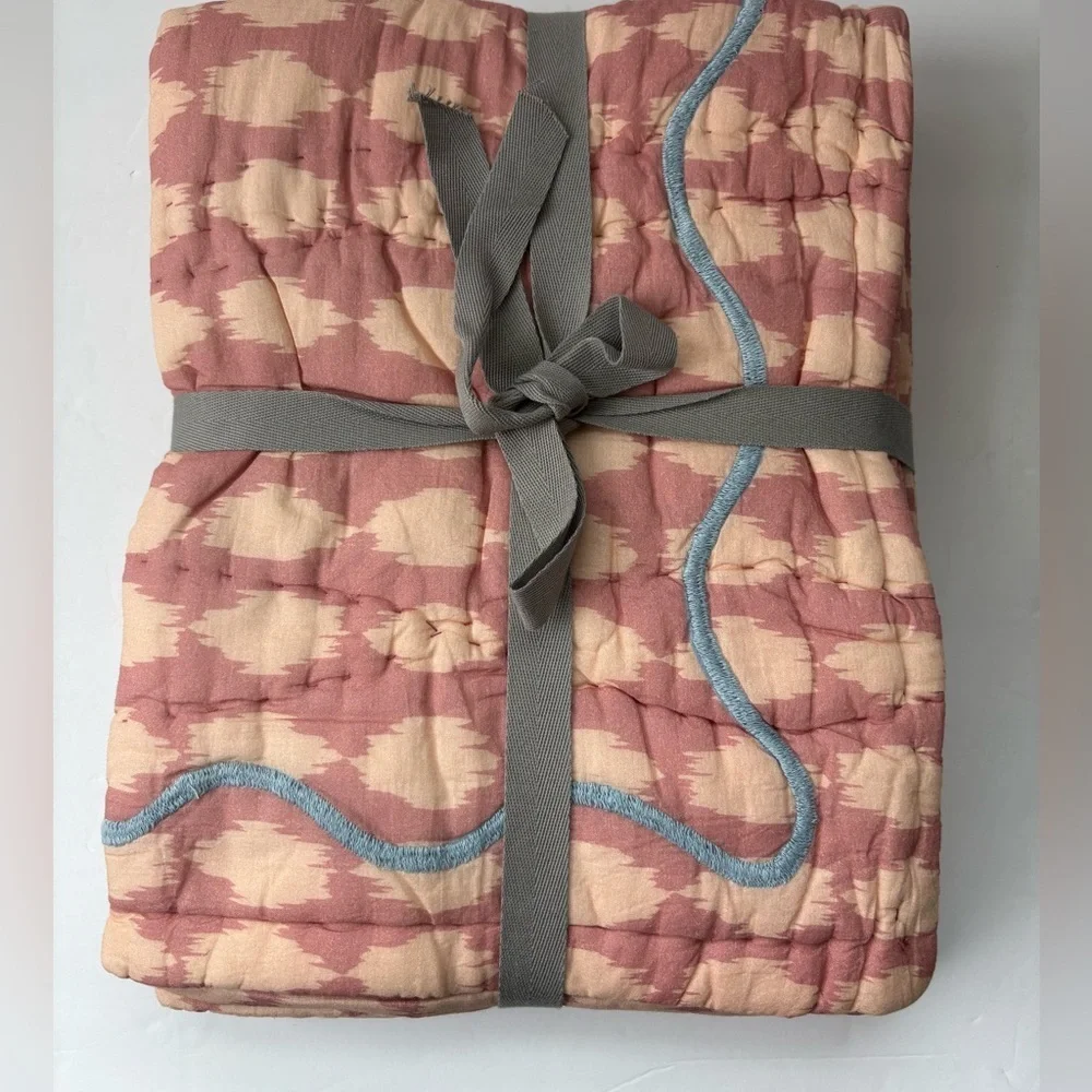 NWOT Anthropologie Iluka Cotton Printed Floral Shams, Set of 2 Standard Shams